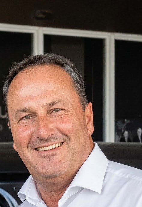 Le négociateur Strato, ancien directeur des achats